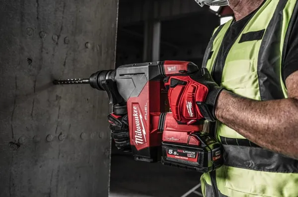 Акумуляторний SDS-Plus перфоратор M18 ONE FHPX-0X FUEL (+ бічна рукоятка, індикатор глибини, мастило, суцільнометалевий патрон F