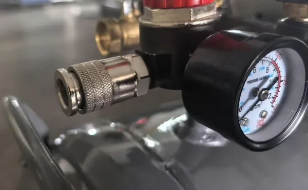 Безмасляний поршневий компресор Mast MOF1680/4x1500-160L з доставкою