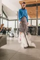 Купить Пароочиститель Karcher SC 5 EasyFix Iron, 2250Вт, 1500мл, 4.2Бар, утюг+ швабра, белый со скидкой