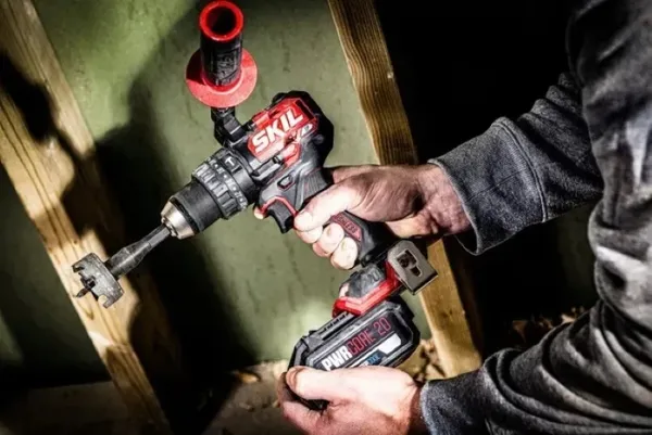 Шурупокрут-дриль ударний акумуляторний SKIL 3085 CA XP 20В 1х5А·год 130Нм 600·2100об·хв 1.65кг в наявності