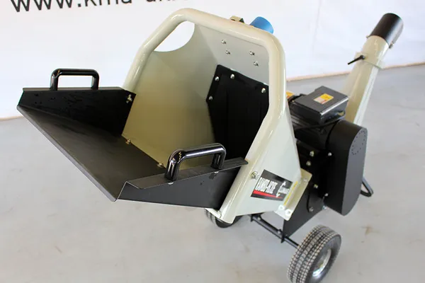 Электрический измельчитель Lumag RAMBO-HC10E с доставкой