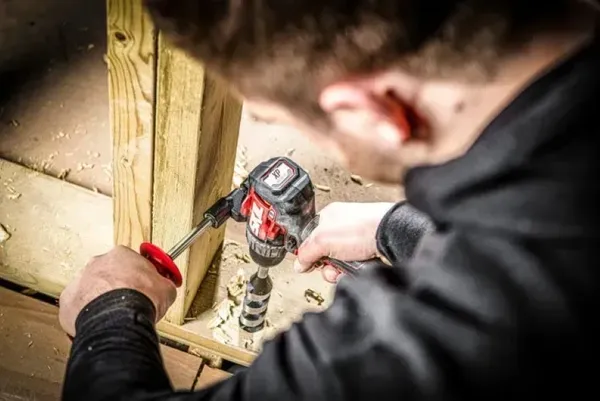 Шурупокрут-дриль акумуляторний SKIL 3080 CA XP 20В 1х5А·год 130Нм 600·2100об·хв 1.55кг замовити