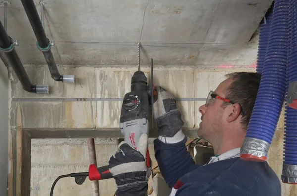 Перфоратор MILWAUKEE SDS-Plus PH 28 енергія удару 3,4Дж 4933396396 (HD кейс) відгуки