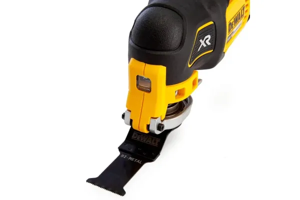 Купити Багатофункціональний інструмент акумуляторний DeWalt XR Li-lon 18В 20000кол/хв 1.1кг без АКБ та ЗП