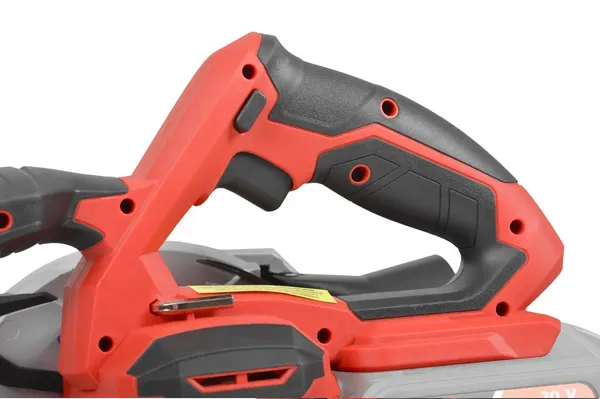 Циркулярная пила аккумуляторная HECHT 1670 с доставкой