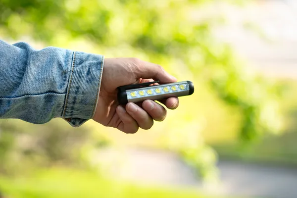 Фонарь ручной аккумуляторный 2E PYB145BI USB-C 500мА·ч 300лм 3Вт 4 режима освещения IPX4 0.05кг цена в Украине