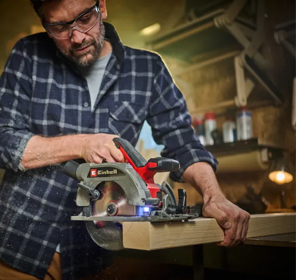 Пила дисковая аккумуляторная Einhell TP-CS 18/165 Li BL-Solo 18В 4200об/мин 165х20мм 2.9кг (без АКБ и ЗП) цена в Украине