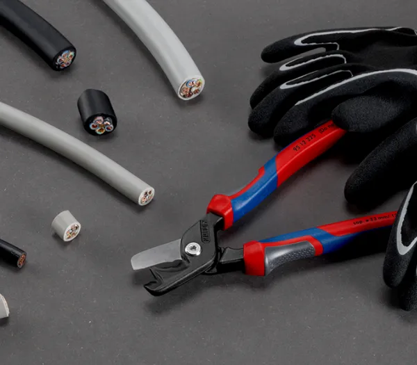 Ножиці для різання кабелів 225мм StepCut XL 95 12 225 KNIPEX цена в Украине