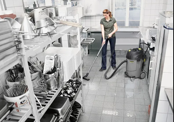 Пылесос профессиональный Karcher NT 65/2 Ap, двухмоторный, 2760Вт, 254мБар, контейнер 65л, 20кг цена в Украине