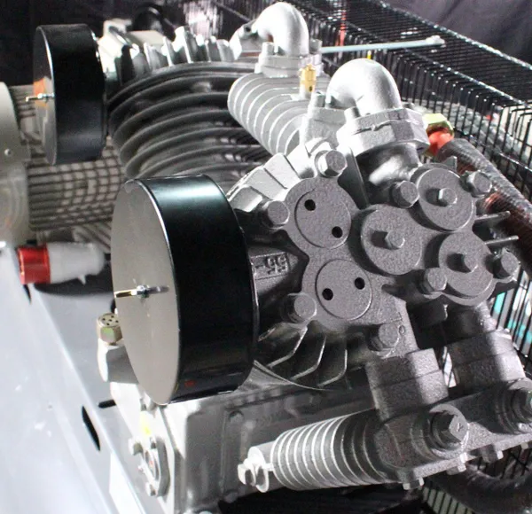 Поршневий компресор MAST 2105/500L 400V 12.5BAR відгуки