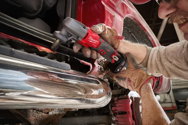 Акумуляторні ножиці по металлу M12 FNB16-0 заказать