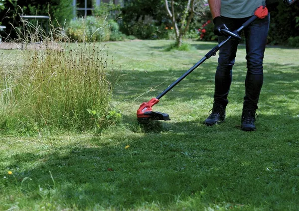 Тример садовий акумуляторний SKIL 0250 CA безщітковий 20В ліска 33см 1х4А·год купить в Украине