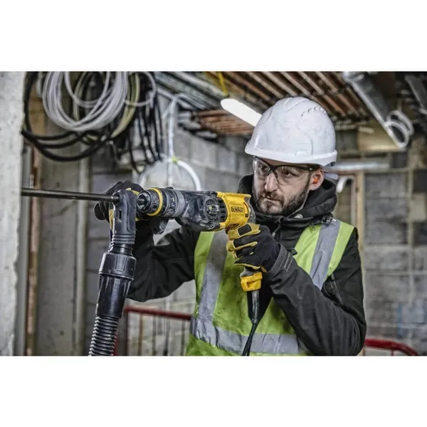 Перфоратор DeWalt SDS-Plus 800Вт 2.8Дж 0-5540уд/хв 0-1500об·хв 3 режими кейс 3кг відгуки