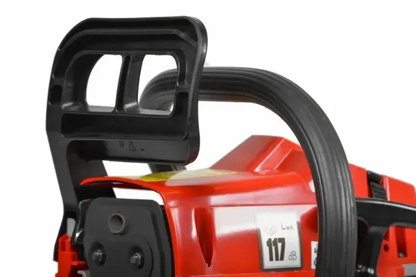 Купить Пилка бензиновая HECHT 945 со скидкой