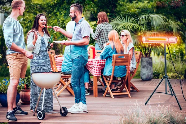 Обогреватель инфракрасный Neo Tools, 2000Вт, 18м кв, 2 уровня мощности, пульт, 62.2х10.5х7.2см, IP65 в наличии