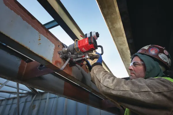 Заказать Дриль на магнітній станині акумуляторна MILWAUKEE, M18 FMDP-0C (кейс) с доставкой