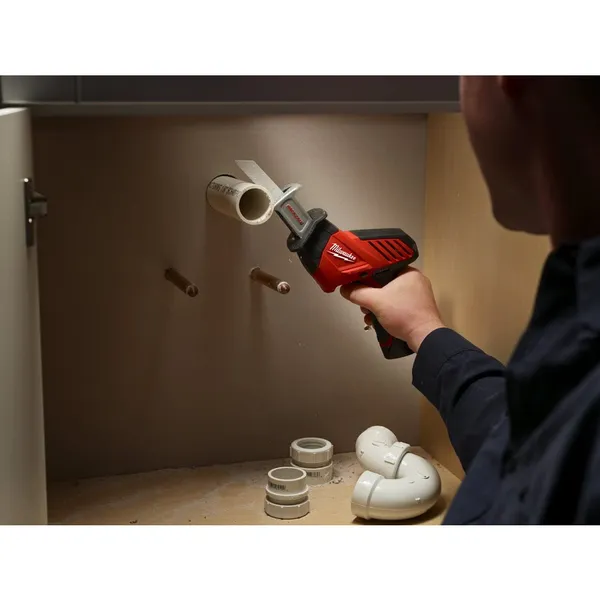 Пила шабельна акумуляторна MILWAUKEE, C12 HZ-0 с доставкой