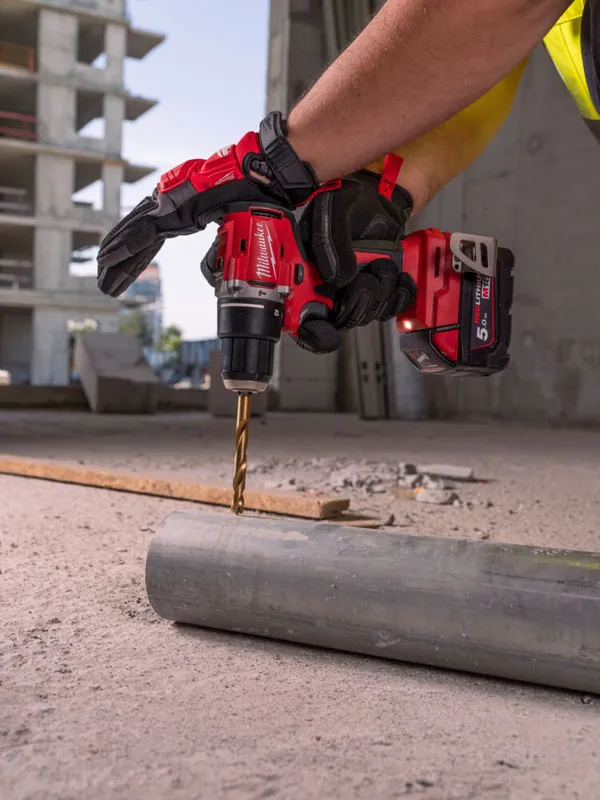 Дриль-шуруповерт акумуляторна безщіткова ударна MILWAUKEE M18 BLPDRC-0 (60Нм) (каркас) + M18 B2 подарунок замовити