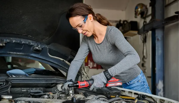 Гайковерт акумуляторний Einhell TE-RW 18/60 Li - Solo 18В 60Нм 260об/хв LED 3/8"-1/2" 0.82кг без АКБ та ЗП купити онлайн