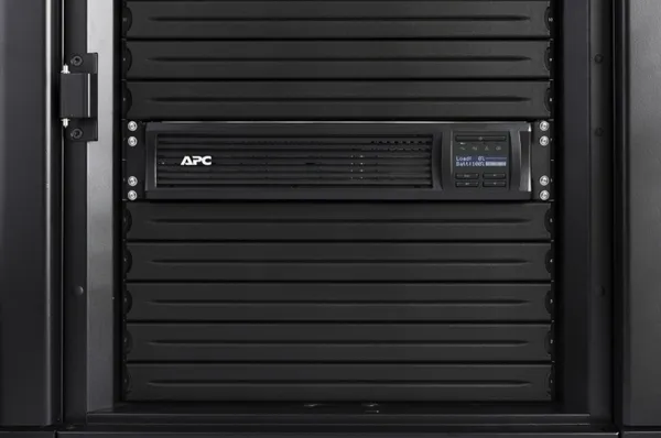 Источник бесперебойного питания APC Smart-UPS 1500VA/1000W, RM 2U, LCD, USB, SmartConnect, 4xC13 заказать