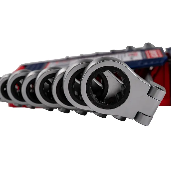 Купить Набор комбинированных ключей с трещоткой EMTOP ECSS10803 8 пр. со скидкой