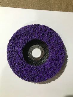 Круг зачисний 125*22 пористий фіолетовий жорсткий (для зняття фарби) фото