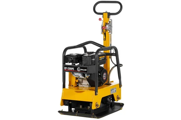 Бензиновая реверсивная виброплита Lumag RP130HPC (25кН)