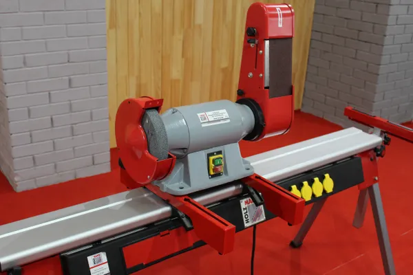 Заказать Точильно-шлифовальный станок Holzmann DSM 100200B с доставкой
