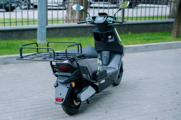 Электроскутер 2E S70, серый купить в Украине