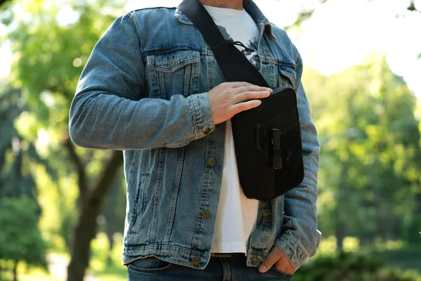 Ліхтар ручний на батарейках 2E PYB1AA AAx1 100лм 3Вт 3 режими освітлення IPX4 0.04кг купити в Україні