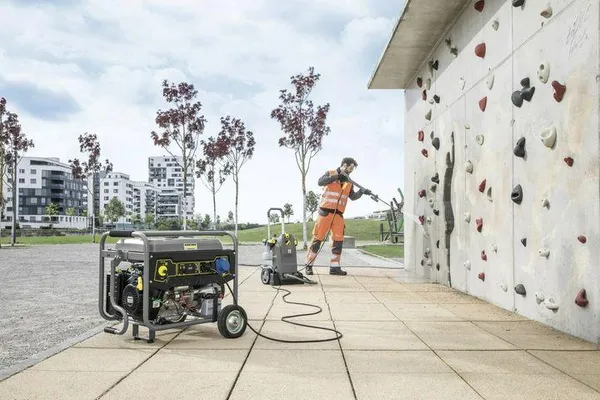 Купити Генератор бензиновий Karcher PGG 3/1, 230В (1 фаза), електростарт, 2.8/3кВт, AVR, 51.7кг