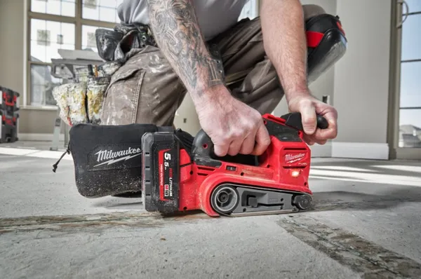 Шліфмашина стрічкова акумуляторна MILWAUKEE, M18 FBTS75-0 отзывы