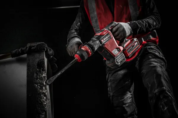 Молоток отбойный аккумуляторный Einhell TP-DH 18/4 Li BL - Solo бесщеточный 18Вт 4Дж 4600уд/мин 2.88кг без АКБ и ЗП в наличии