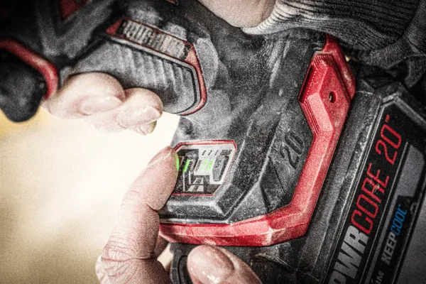 Гайковерт ударний SKIL 3285 CA XP безщітковий 20В 1х5А·год до 2850об·хв 700Нм 2.25кг отзывы