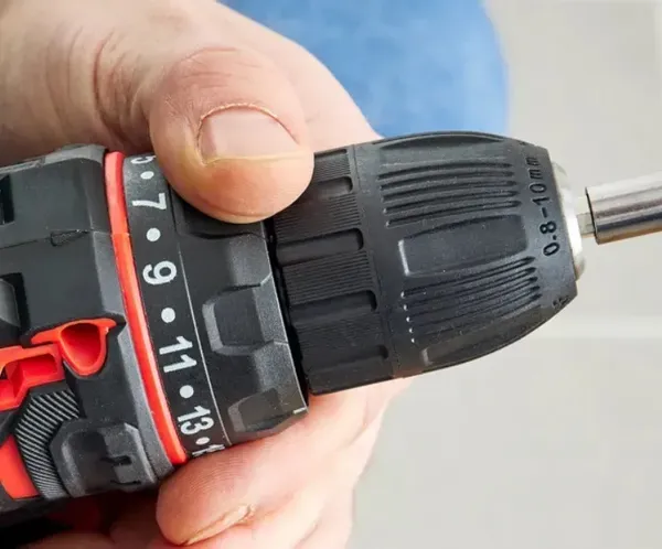 Аккумуляторный шуруповерт HECHT 1242 с доставкой