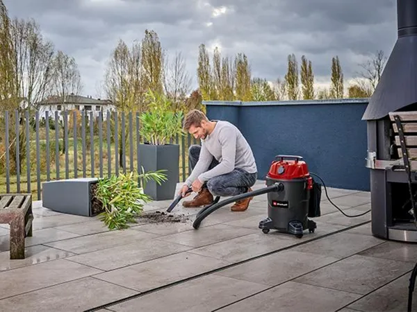 Пилосос професійний Einhell TC-VC 1825 А, 1250 Вт, пластик 25 л, 180 мбар, шланг 2.5 м, кабель 3 м, розетка 2.2 кВт, 4.2 кг замовити