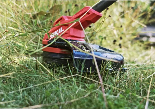 Тример садовий акумуляторний SKIL 0250 CA безщітковий 20В ліска 33см 1х4А·год купить в Украине