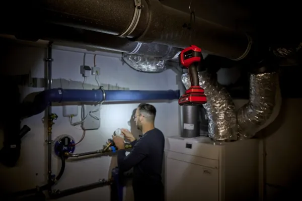 Замовити Ліхтар акумуляторний Einhell TC-CL 18/350 Li - Solo, PXC, 18В, 1 LED, 350лм, 7000К, 0.48кг без АКБ та ЗП з доставкою