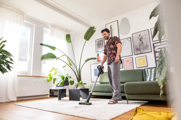 Заказать Аккумуляторный пылесос VCS 3 Nano Complete с доставкой