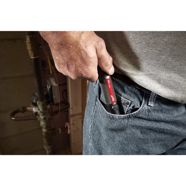 Ліхтар світлодіодний акумуляторний компактний MILWAUKEE, L4 FMLED-301 з доставкою