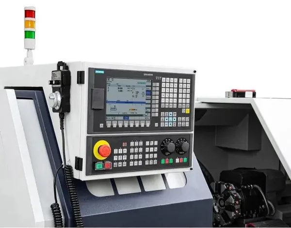 Токарный станок с ЧПУ Cormak 360x750 с гидравлическим патроном, Siemens Sinumerik с доставкой